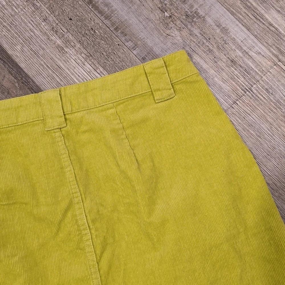 WILD FABLE | Corduroy Light Green Skirt | NWOT | Size 4 - Picture 7 of 9